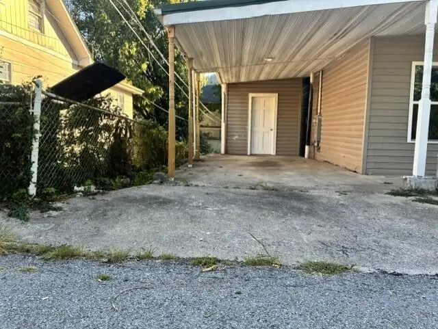 231 Pine Street, Paintsville, KY 41240 - #2