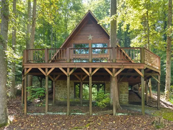141 Lick Fork Road, Middlesboro, KY 40965