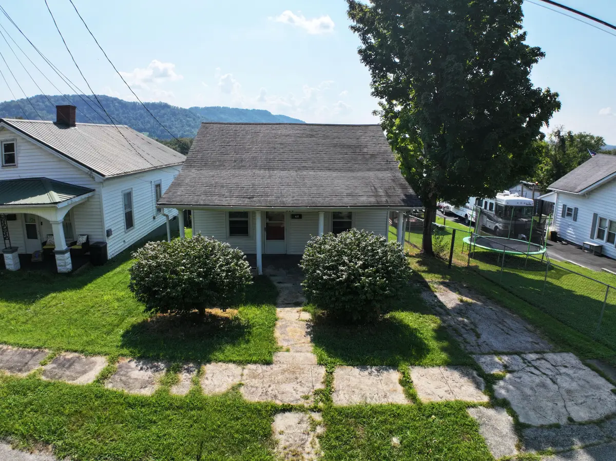 628 Cantrill Street, Irvine, KY 40336 - #1