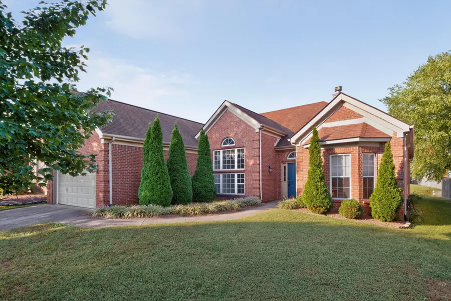 3233 Drayton Place, Lexington, KY 40503 - #2