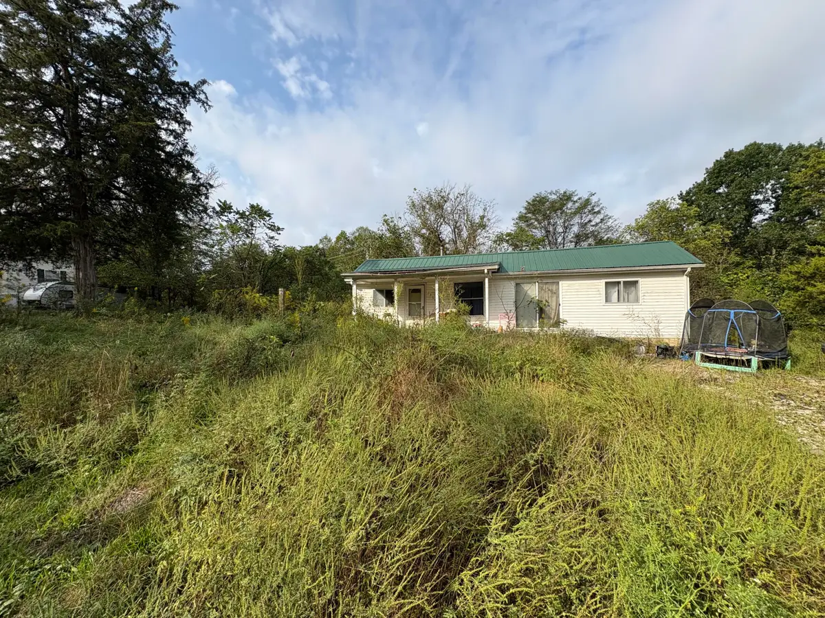 1270 W Lone Oak Road, Clay City, KY 40312 - #1