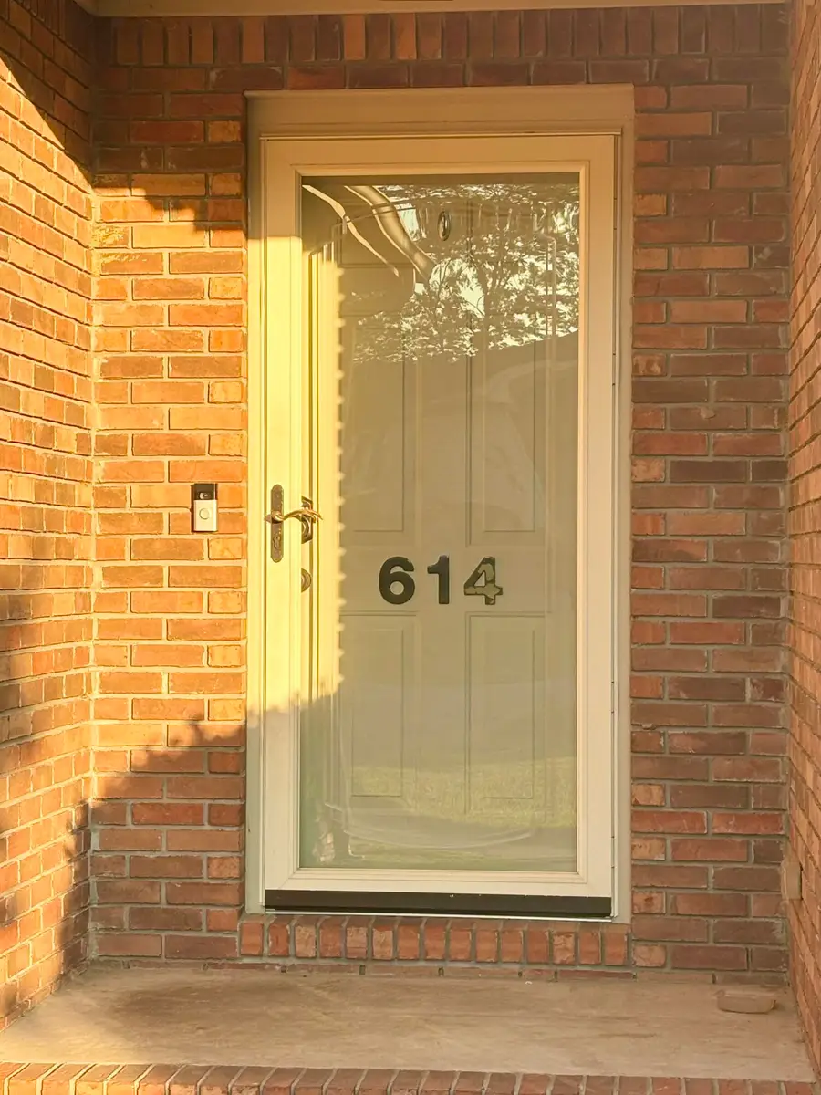 614 Ashbury Circle, Hopkinsville, KY 42240 - #2