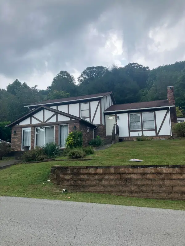 189 Park Drive, Loyall, KY 40854