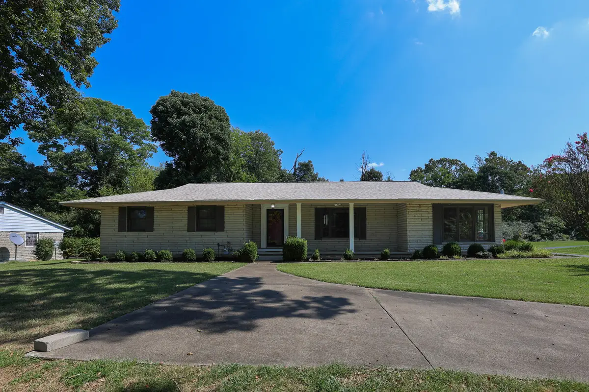 404 Highland Church Road, Paducah, KY 42001 - #1