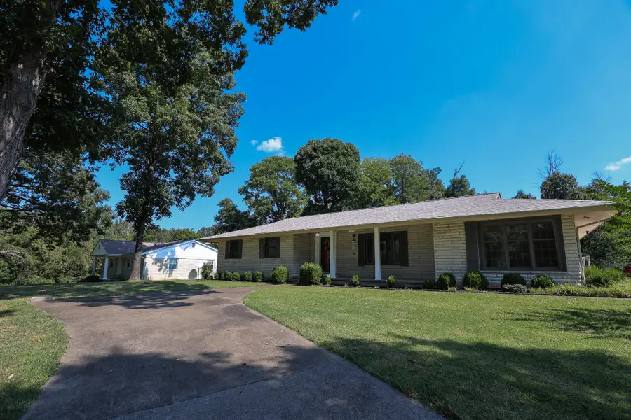 404 Highland Church Road, Paducah, KY 42001 - #2