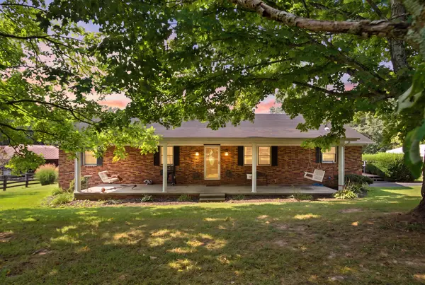 1300 Hurst School Road, McKee, KY 40447
