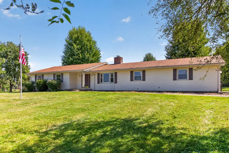 5300 Stewart Road, Lexington, KY 40516 - #3
