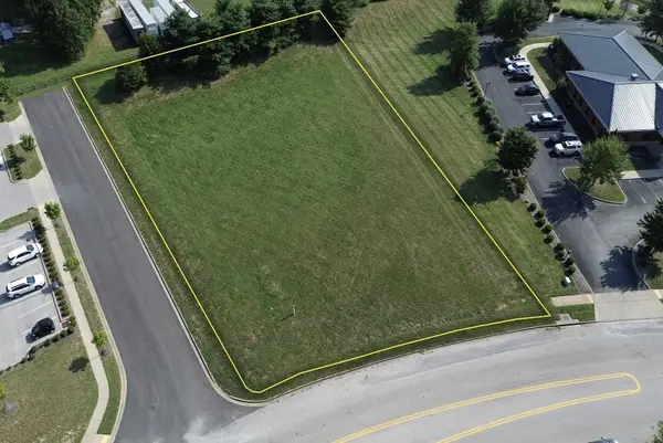 2215 Mary Fay Place, Lexington, KY 40511