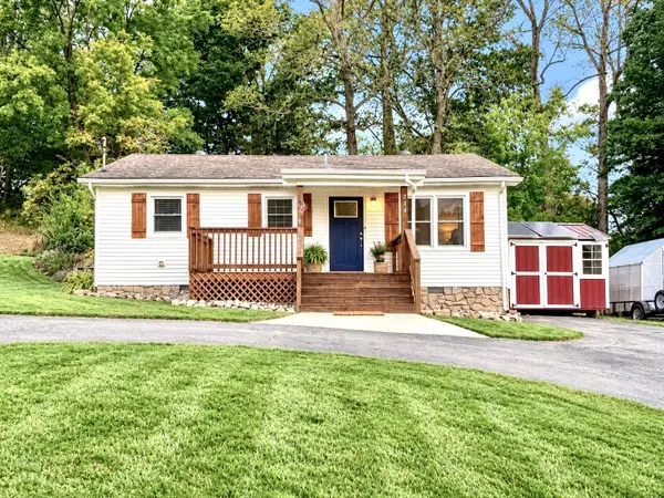 214 Hillside Terrace, Hopkinsville, KY 42240