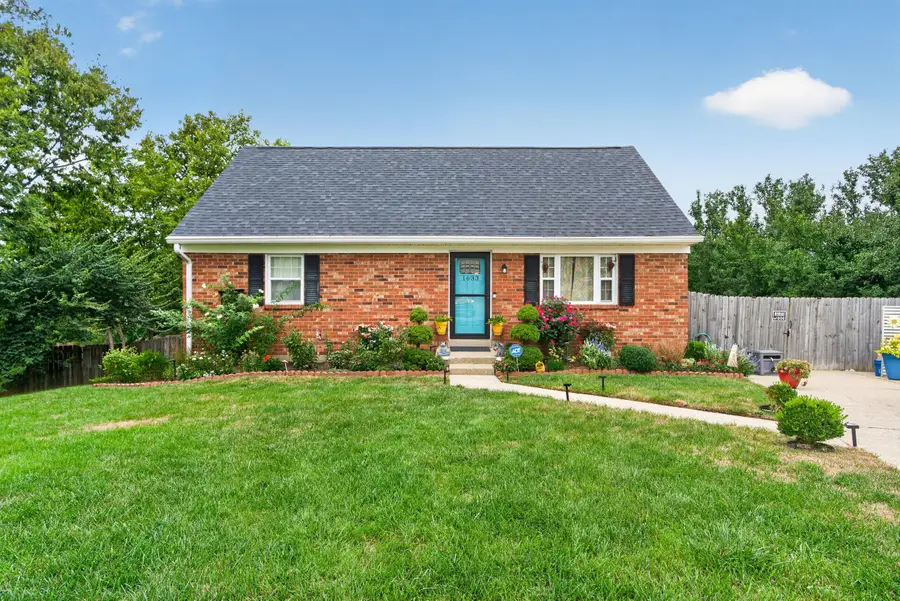 1633 Thames Drive, Lexington, KY 40517 - #2