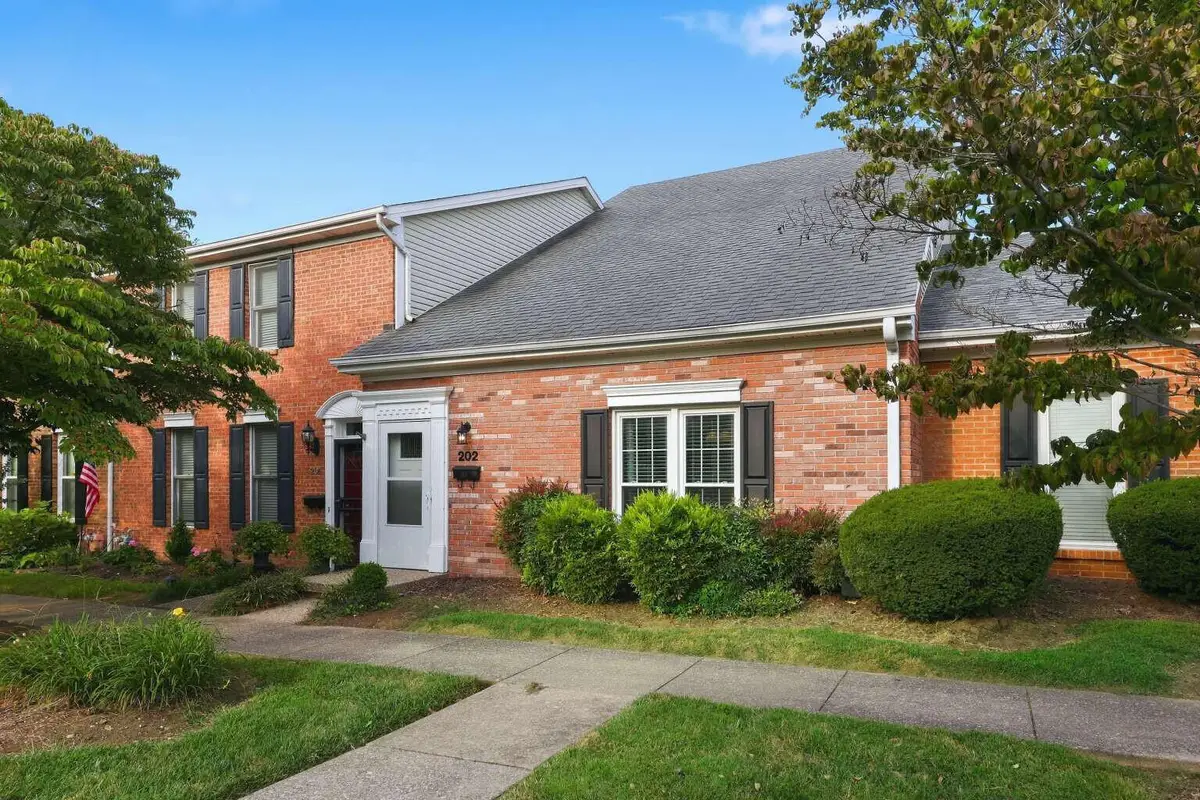 202 Bruce Court, Danville, KY 40422 - #1