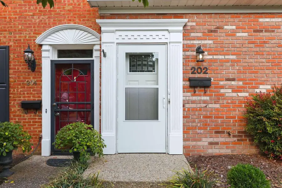 202 Bruce Court, Danville, KY 40422 - #3