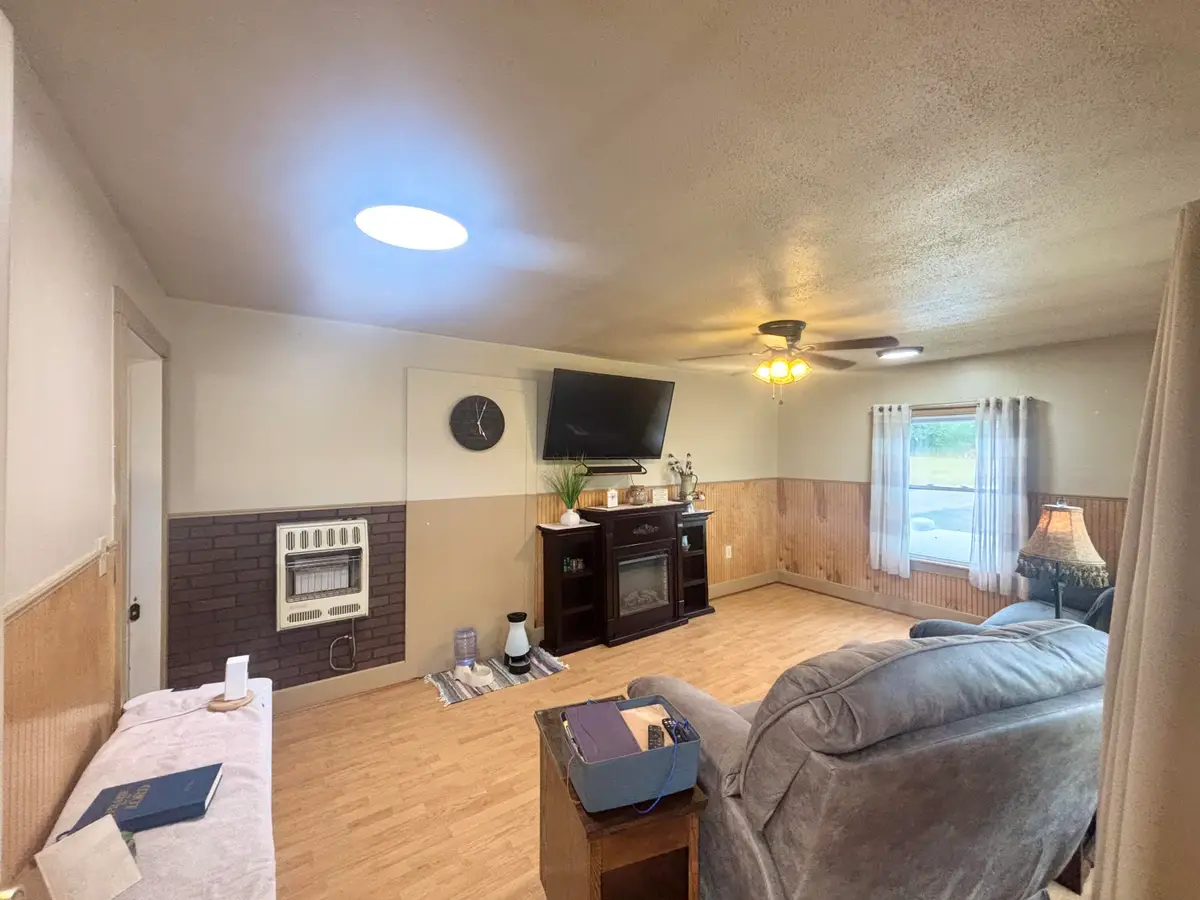 10325 Greenville Road, Hopkinsville, KY 42240 - #1