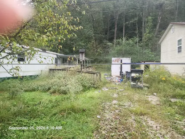 871 State Highway 581, Paintsville, KY 41240