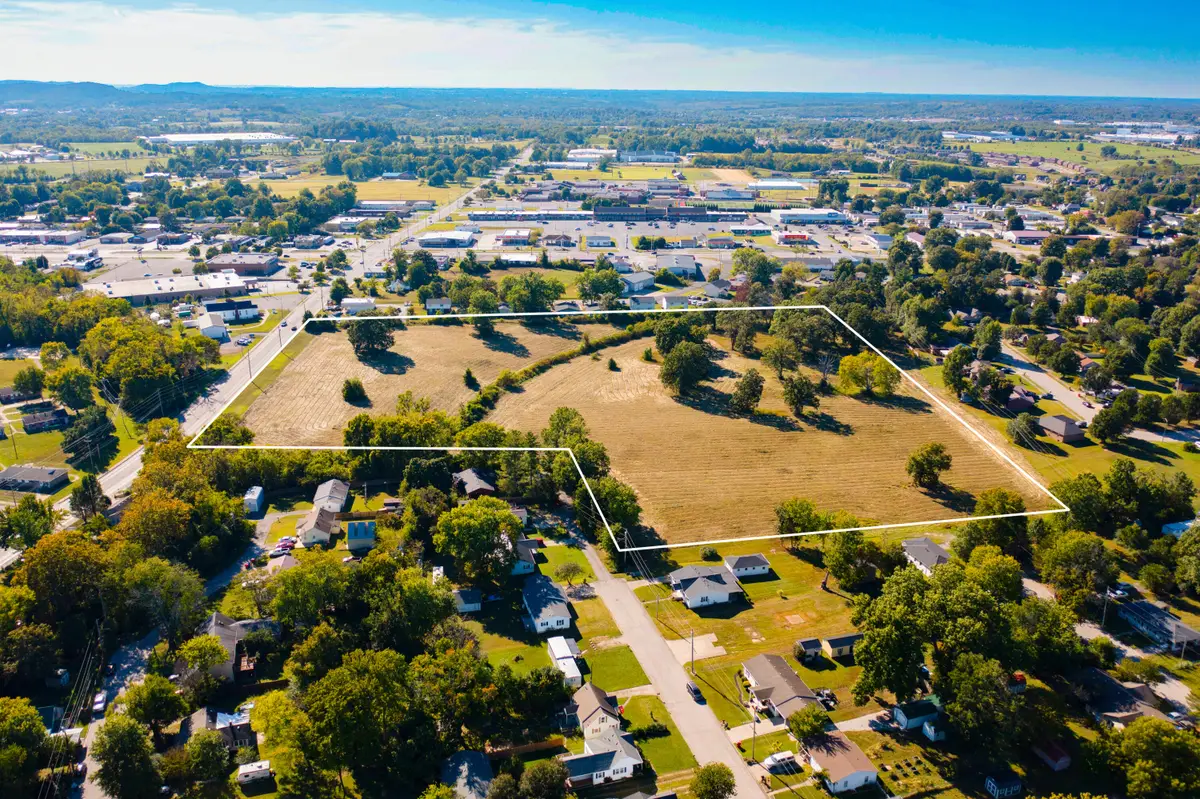 9 Glades Rd, Berea, KY 40403 - #1