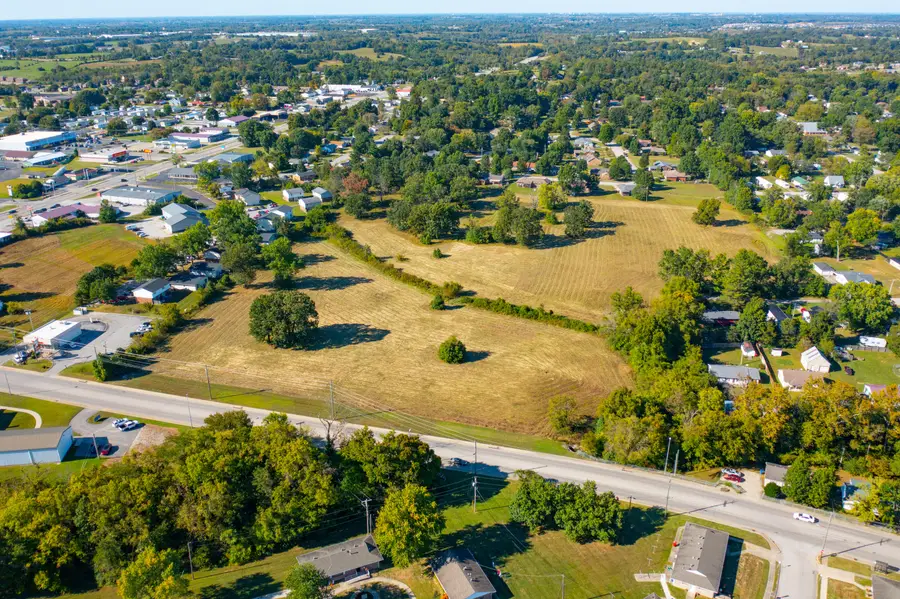 9 Glades Rd, Berea, KY 40403 - #2