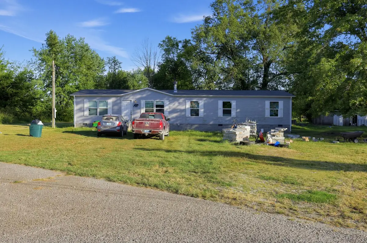 1140 School Street, Henderson, KY 42420 - #1