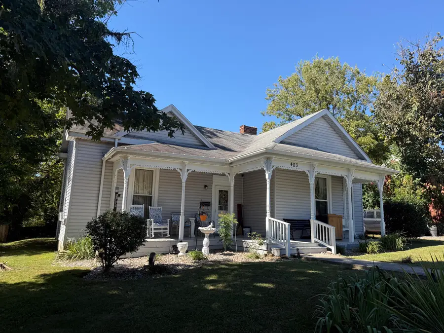 403 Logan Avenue, Stanford, KY 40484 - #3