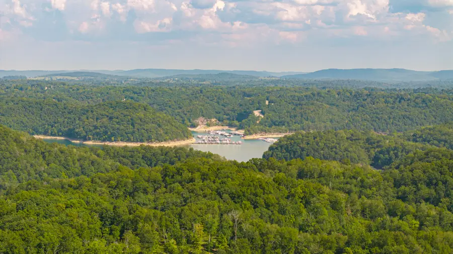 1694 Sandstone Point Trail, Monticello, KY 42633 - #3