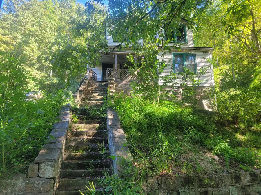 573 Hurricane Creek Road, Hyden, KY 41749 - #3