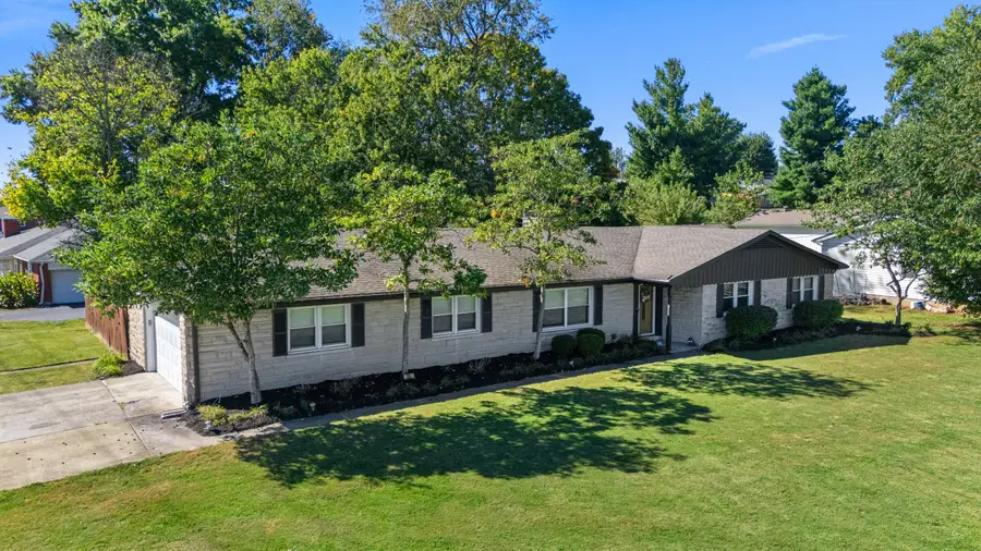 25 Donna Drive, Frankfort, KY 40601 - #2