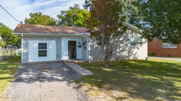 2221 Clay Street, Paducah, KY 42001