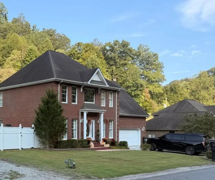 50 Cedar Trace Drive, Prestonsburg, KY 41653 - #2