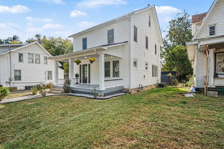 42 Samuels Avenue, Mount Sterling, KY 40353 - #3