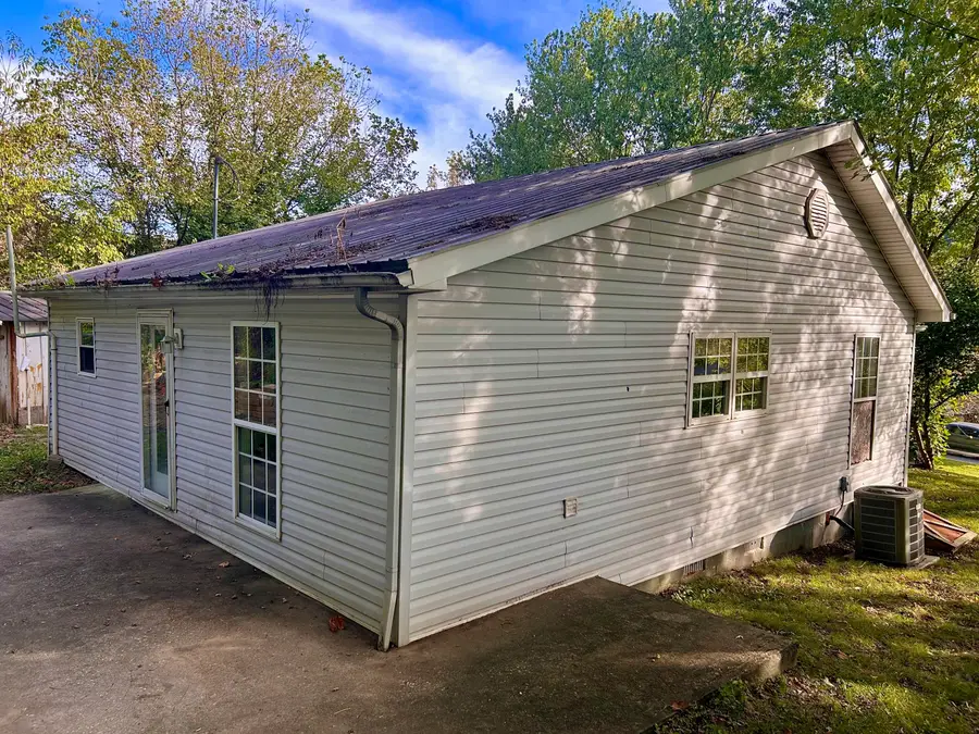 3318 Kentucky 174, Olive Hill, KY 41164 - #3