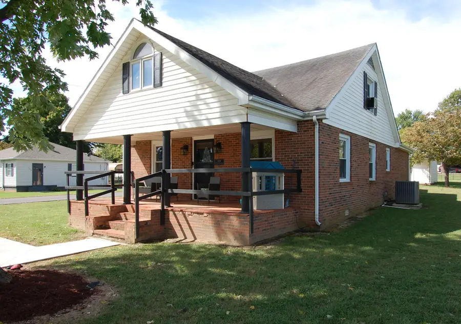 408 Cadiz Street, Princeton, KY 42445 - #2