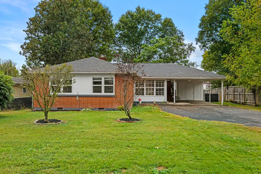 109 Meadowlark Drive, Berea, KY 40403 - #2