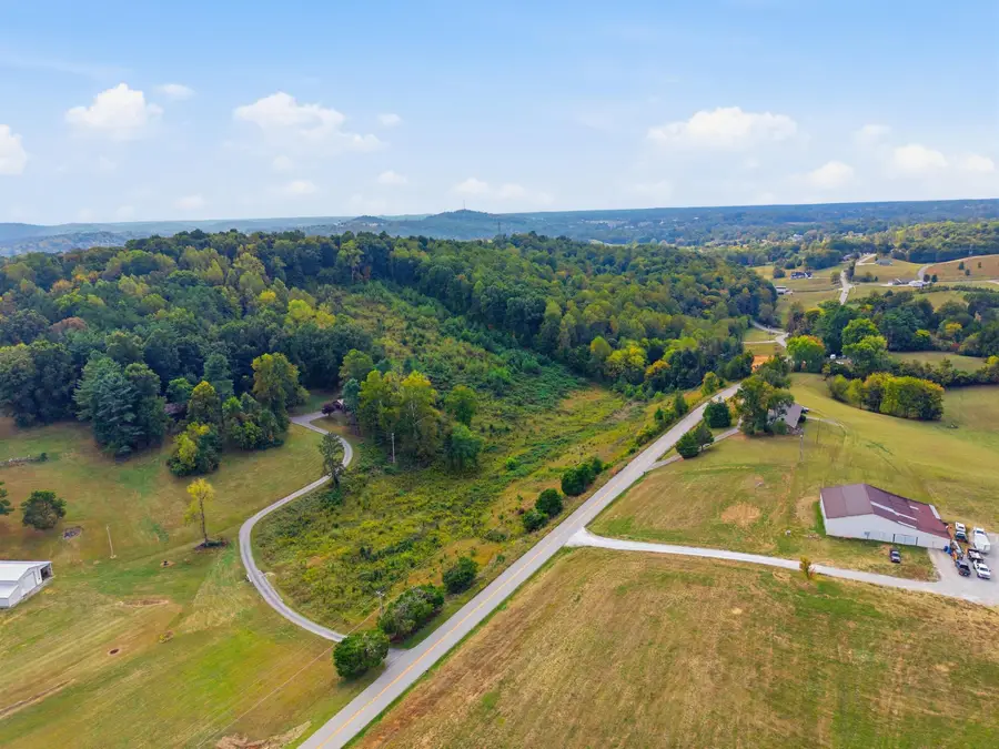 2600 Pumphouse Road, Somerset, KY 42503 - #2