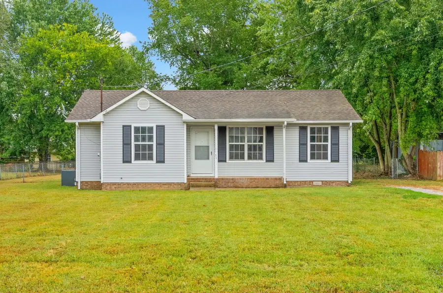 512 Indian Avenue, Oak Grove, KY 42262 - #2