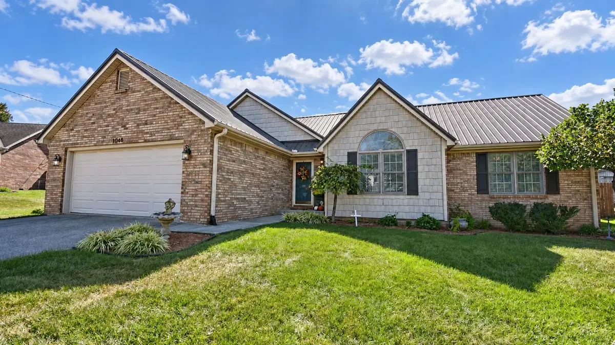 1048 Twelve Oaks Drive, Lawrenceburg, KY 40342 - #1