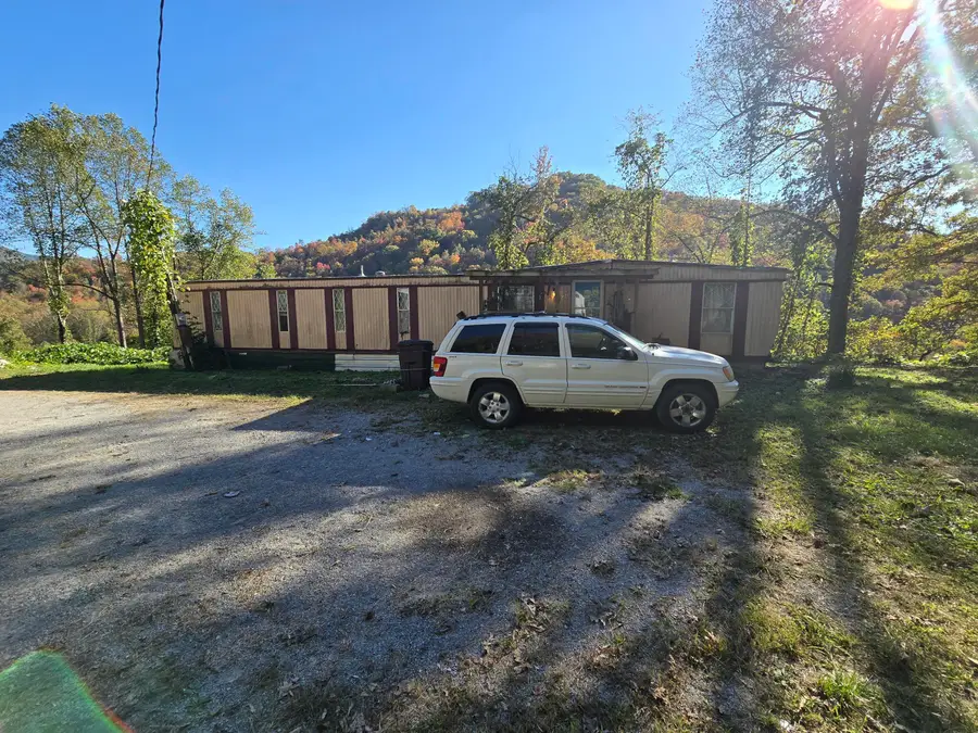 7756 Us-119, Wallins Creek, KY 40873 - #2