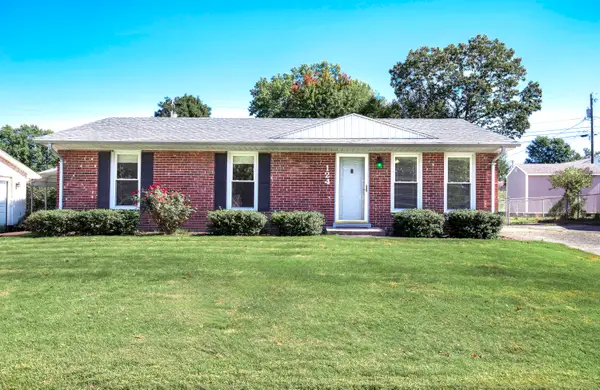 124 Queensway Drive, Versailles, KY 40383
