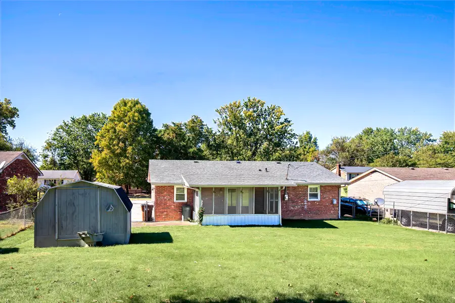 124 Queensway Drive, Versailles, KY 40383 - #2