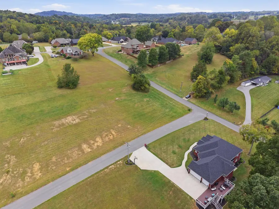 200 Woods Edge Drive, Somerset, KY 42503 - #3