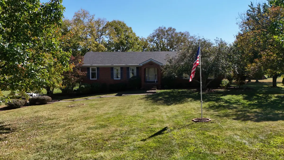 136 Lake Country Road, Nicholasville, KY 40356 - #1