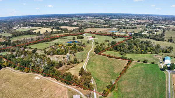 412 Carl Lay Lane, Harrodsburg, KY 40330