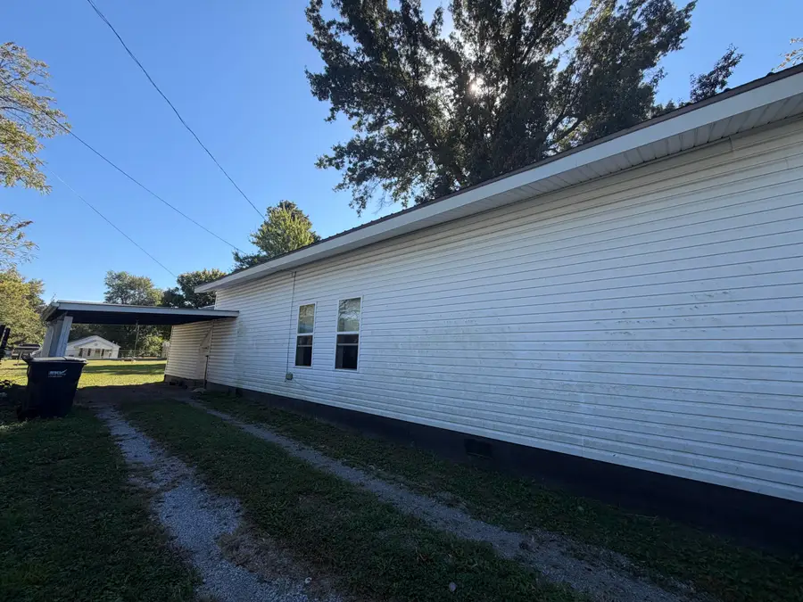 314 N College Street, Marion, KY 42064 - #2