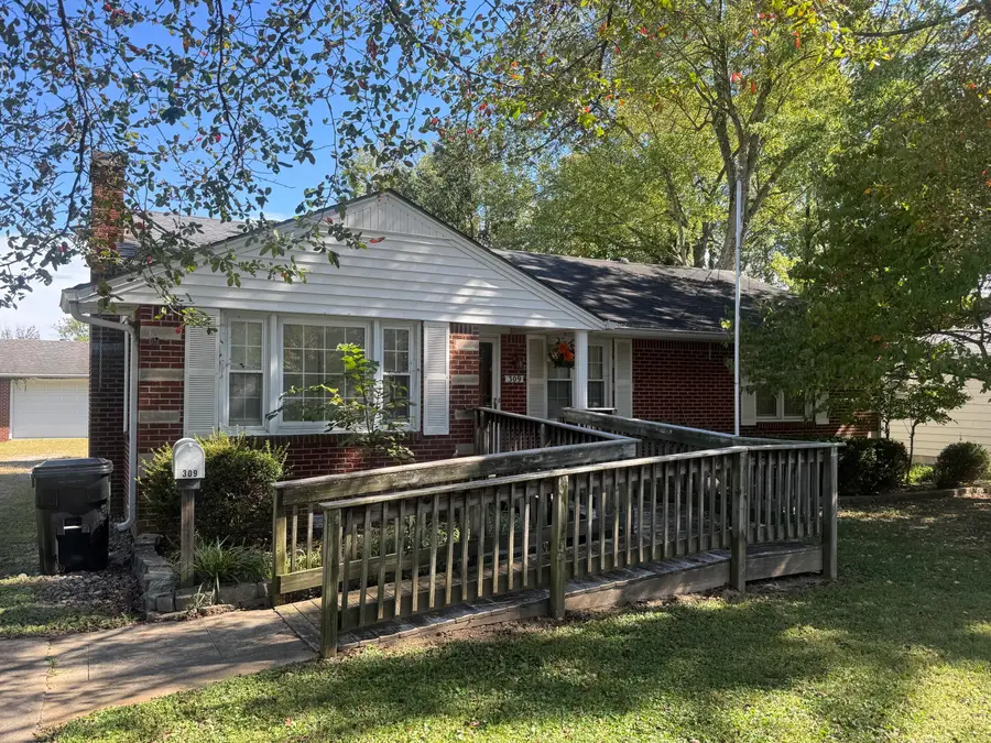 309 S 13th Street, Murray, KY 42071 - #2