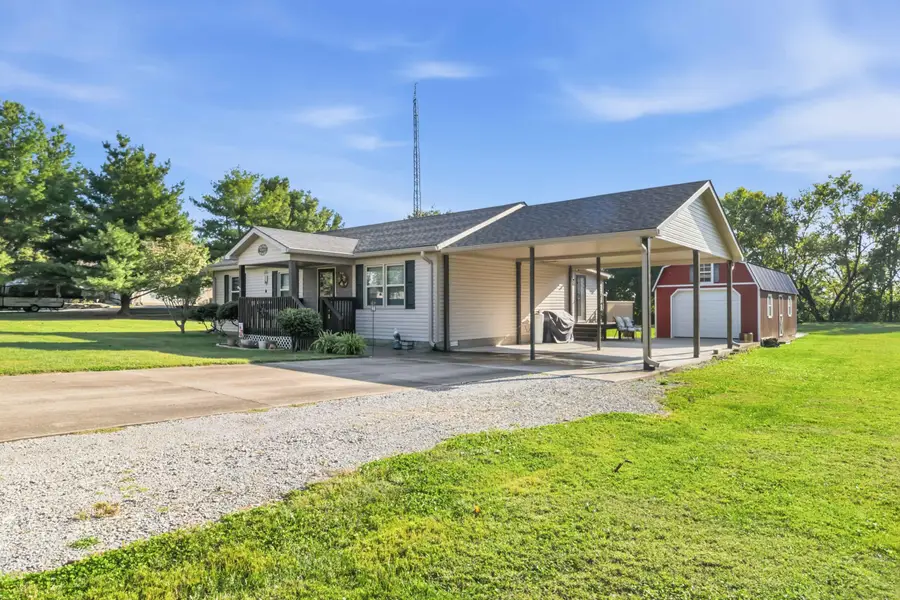 143 Sunrise Drive, Lancaster, KY 40444 - #2