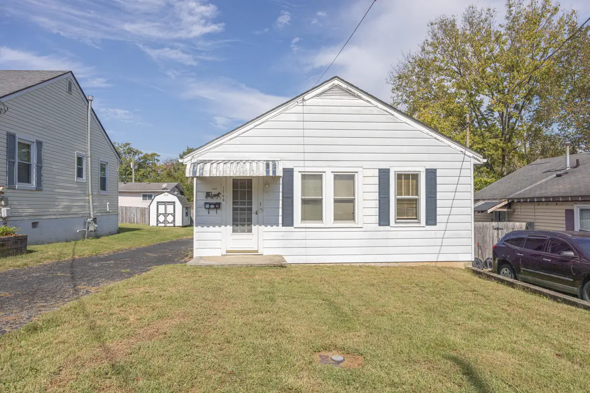 1709 Hinton Street, Paris, KY 40361 - #1