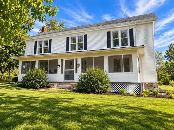 375 White Lick Road, Paint Lick, KY 40461