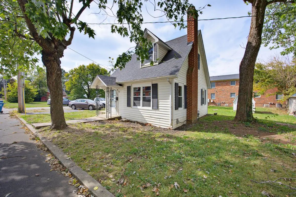 324 N East Street, Harrodsburg, KY 40330 - #1