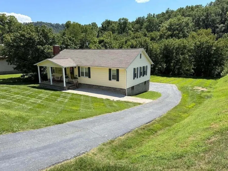 290 Ky Rt 3188, Langley, KY 41645 - #2