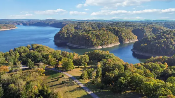 0026 Hickory Point Dr Drive #26, Monticello, KY 42633