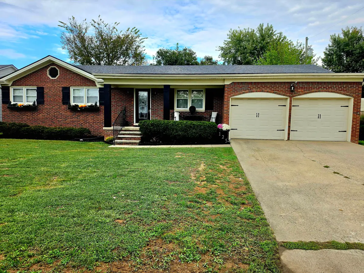 125 Garrard Avenue, Harrodsburg, KY 40330 - #1
