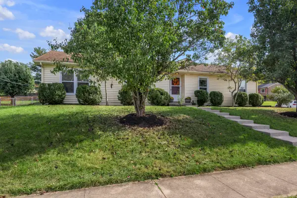 3761 Kittiwake Drive, Lexington, KY 40517